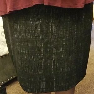 1x Fashion Bug Pencil skirt